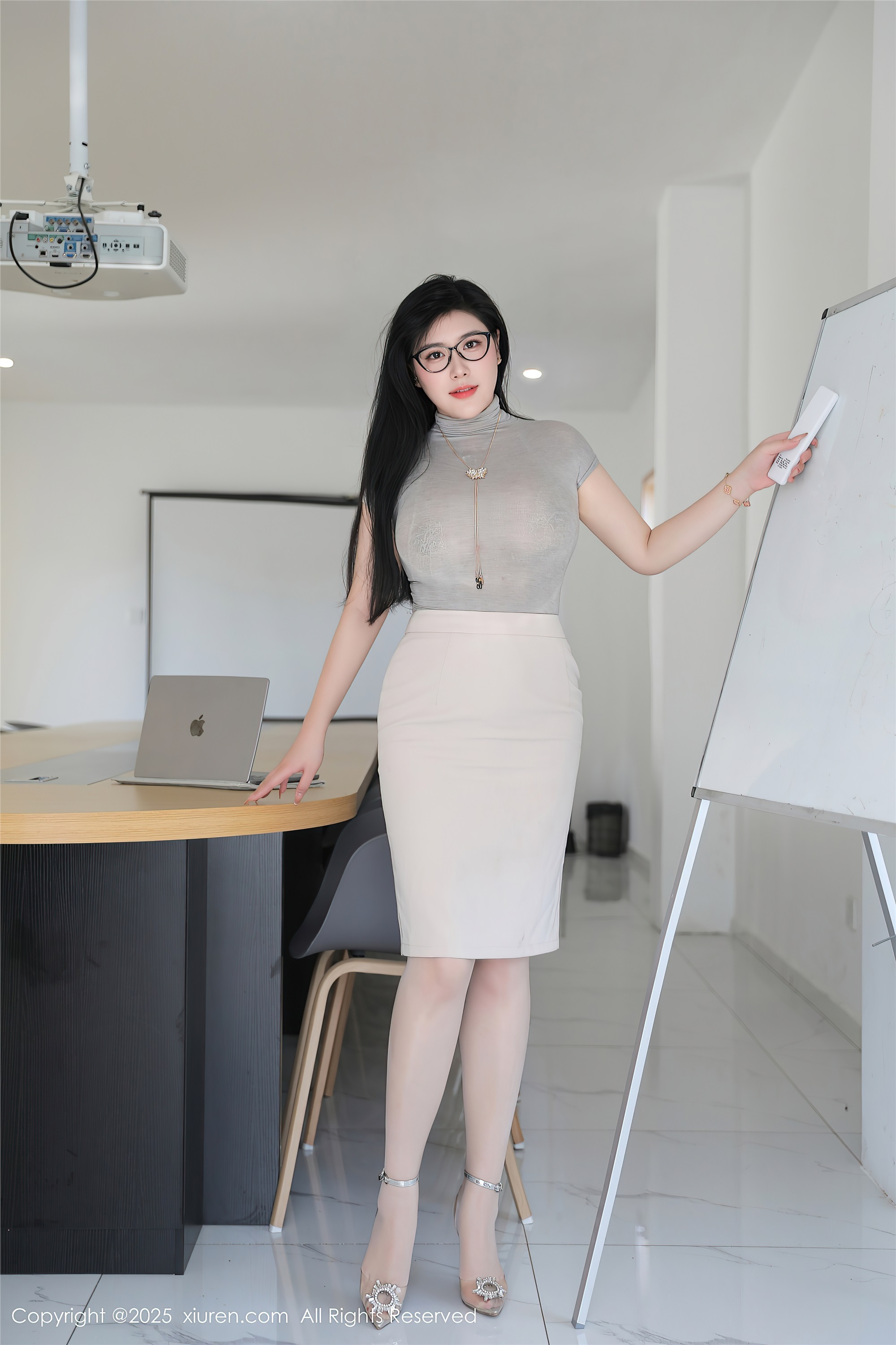 Xiuren秀人网 2025.07.01 NO.10488 王婉悠Queen